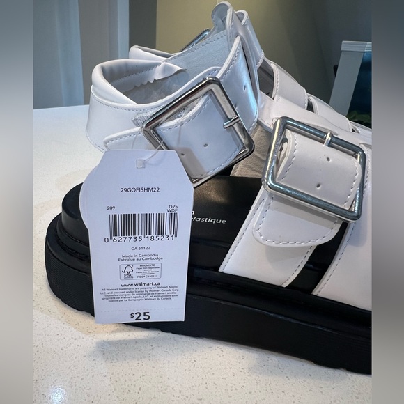 NWT Time and Tru - Doc Marten’s looking sandals. Size 9 - Picture 7 of 7